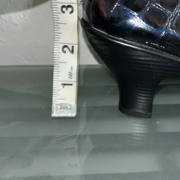NWOB Softspots Salude Croco Black Patent Leather Pump Low Heels Pumps si… - Picture 9 of 12